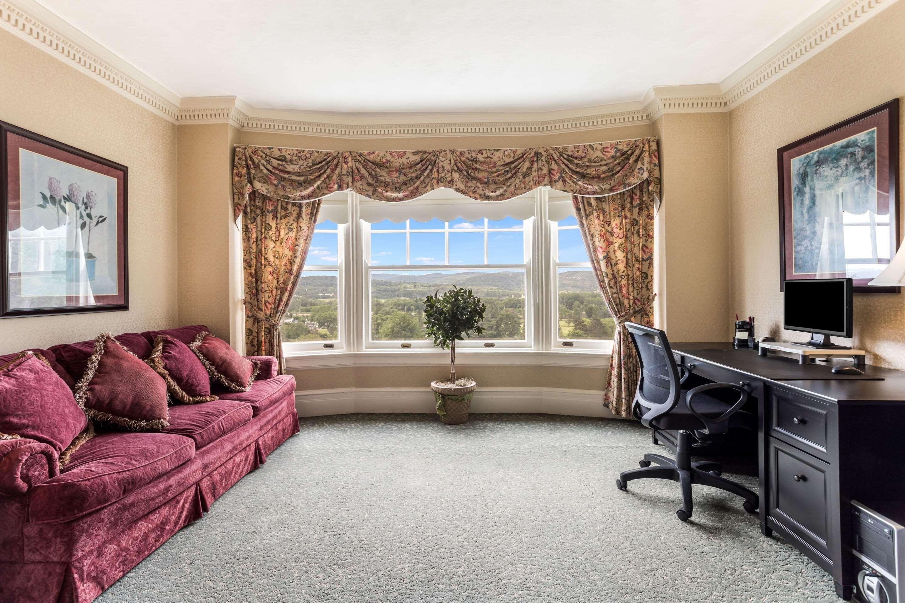 Traditions Hotel & Spa, Ascend Hotel Collection Johnson City Dış mekan fotoğraf